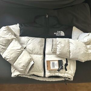 The Northface short nuptse cropped puffer jacket